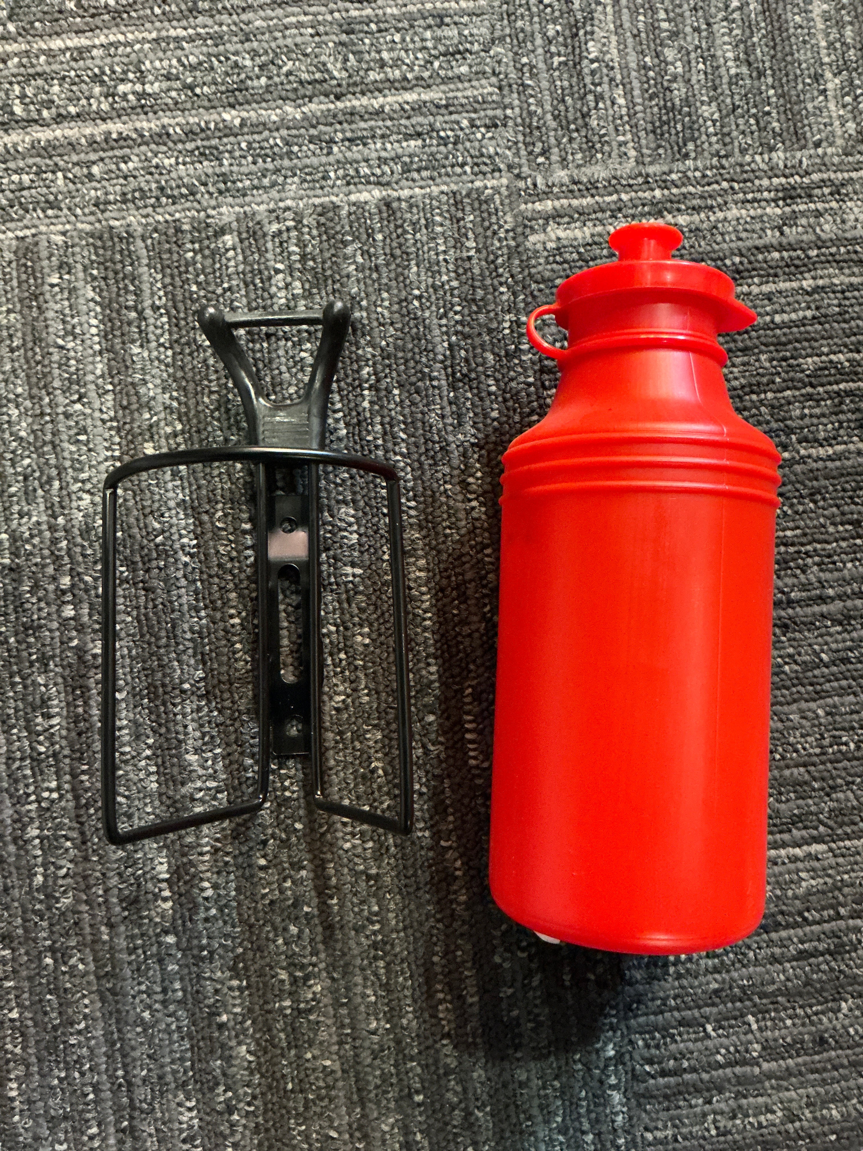 Bottle w/Cage