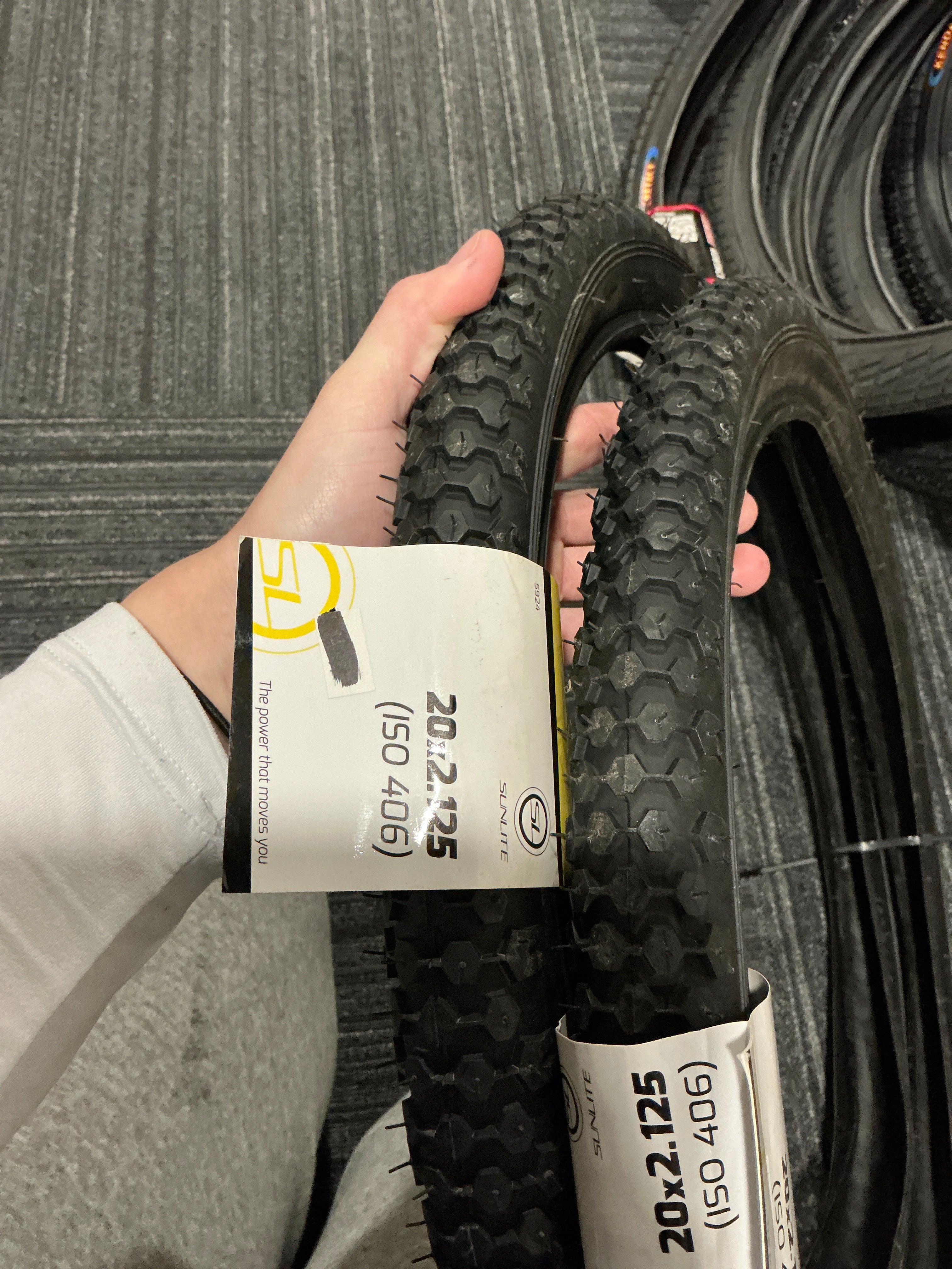 KENDA Tires