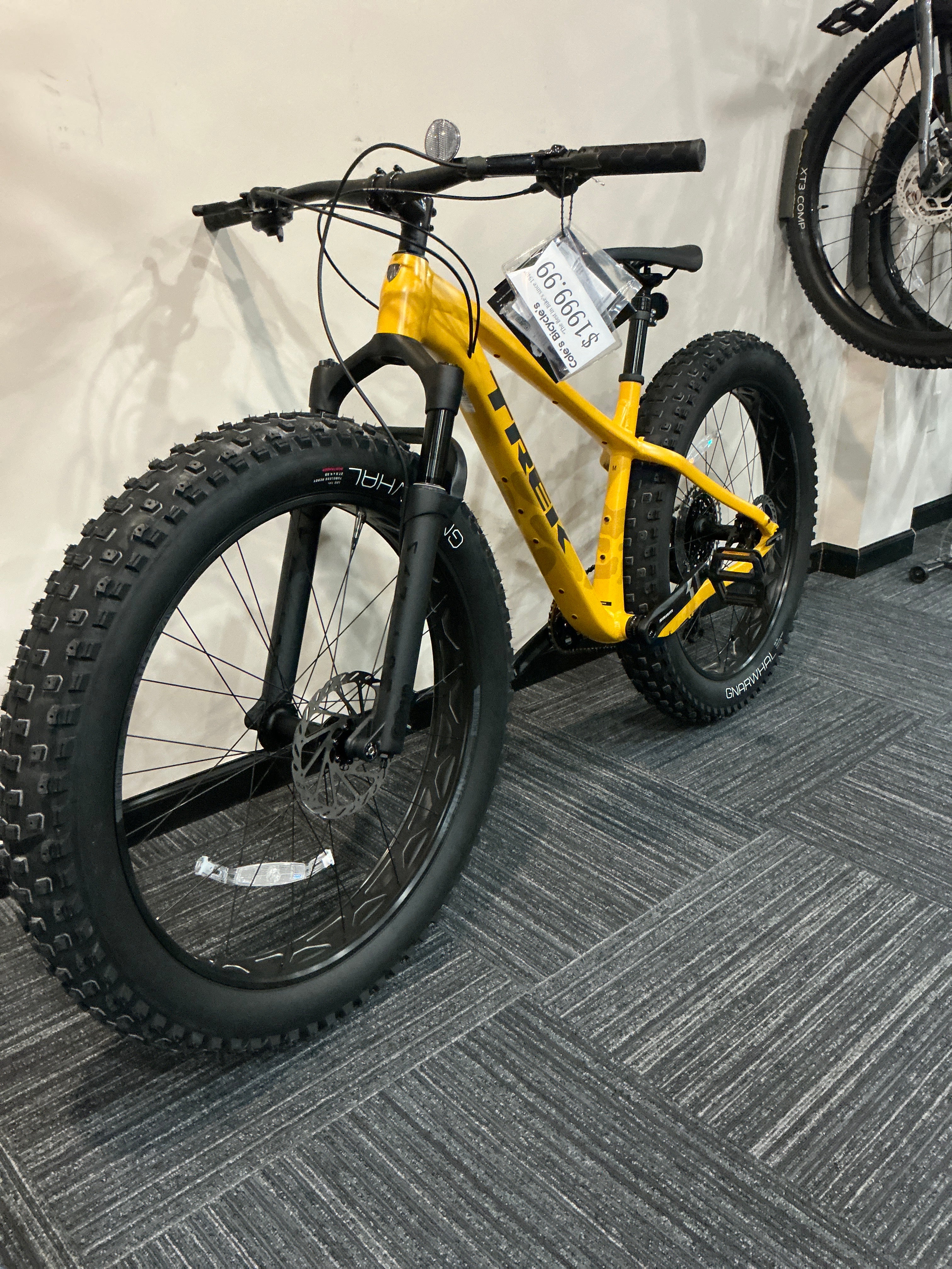 TREK FARLEY 7M YELLOW