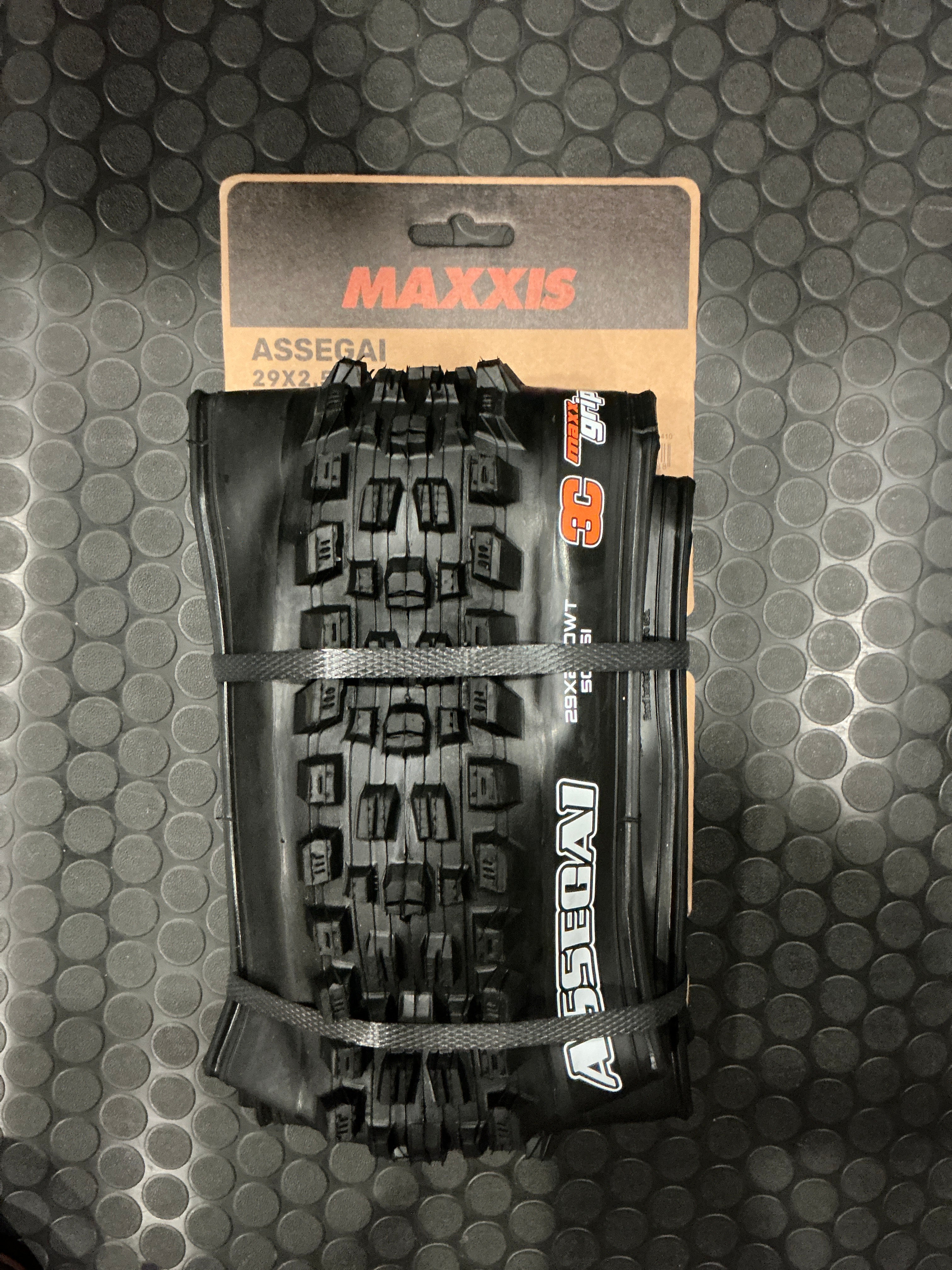 MAXXIS ASSEGAI 29X2.50 F120