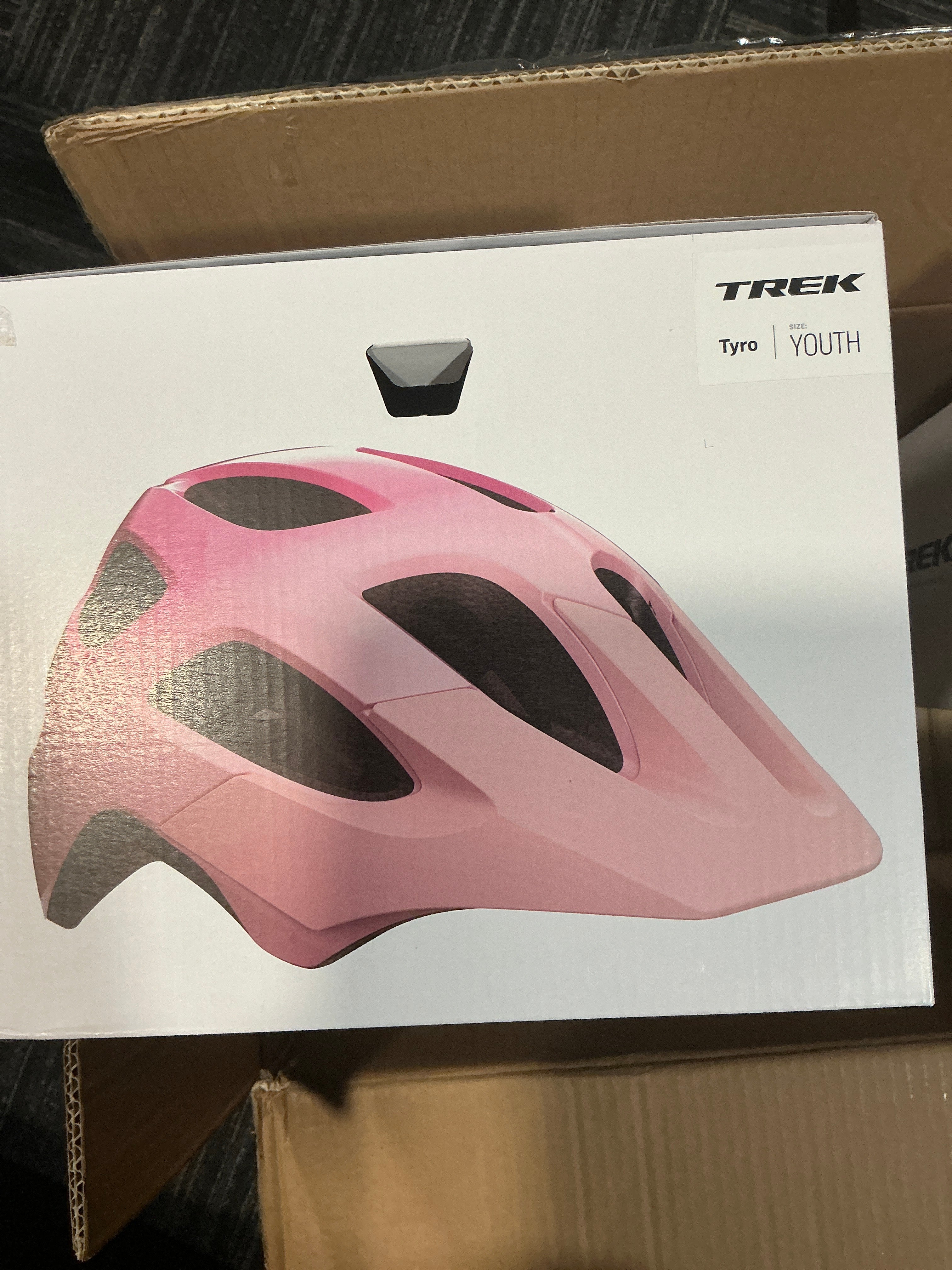 TYRO YOUTH HELMET TREK