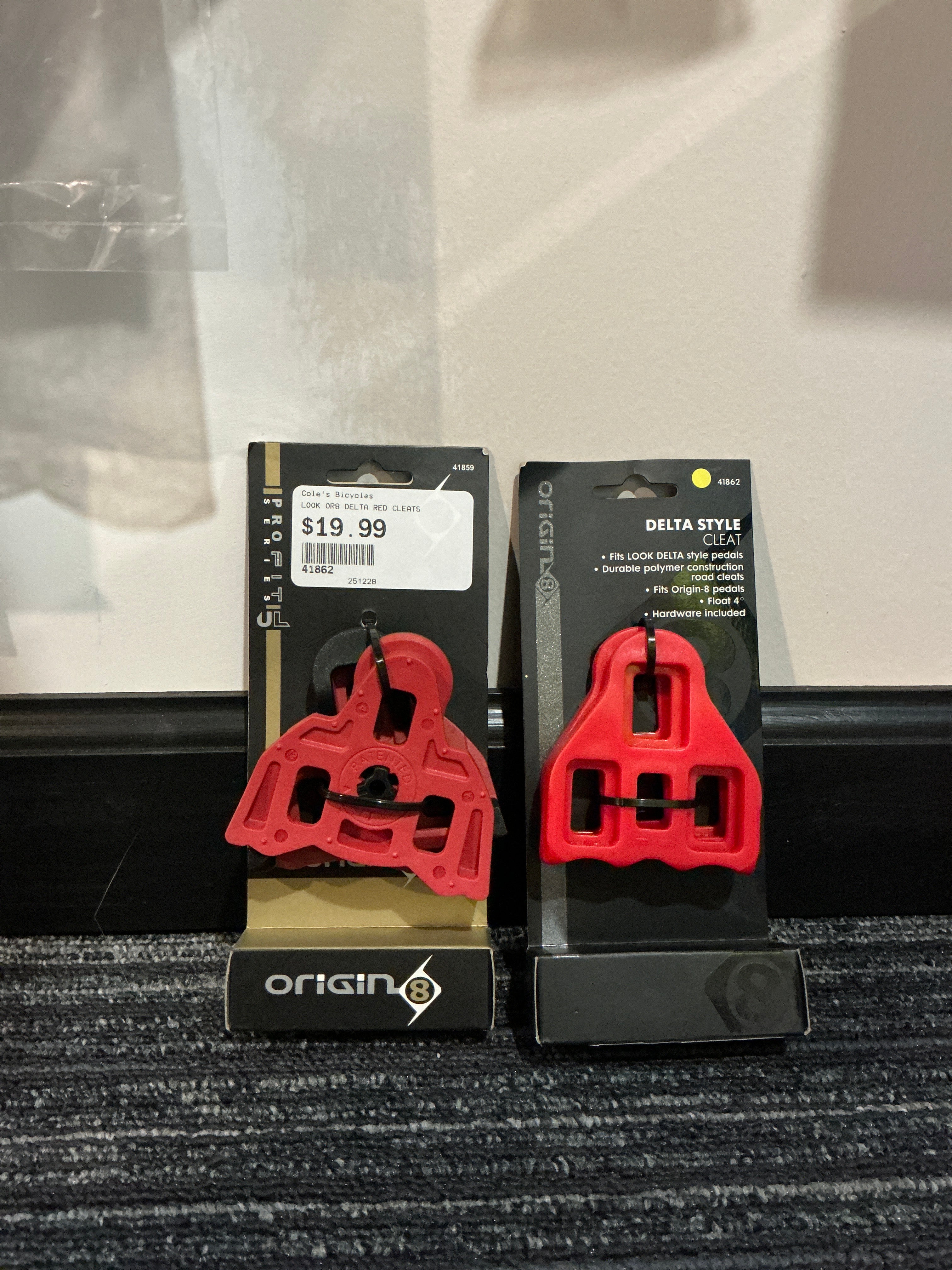 ORIGIN 8 RED CLEAT