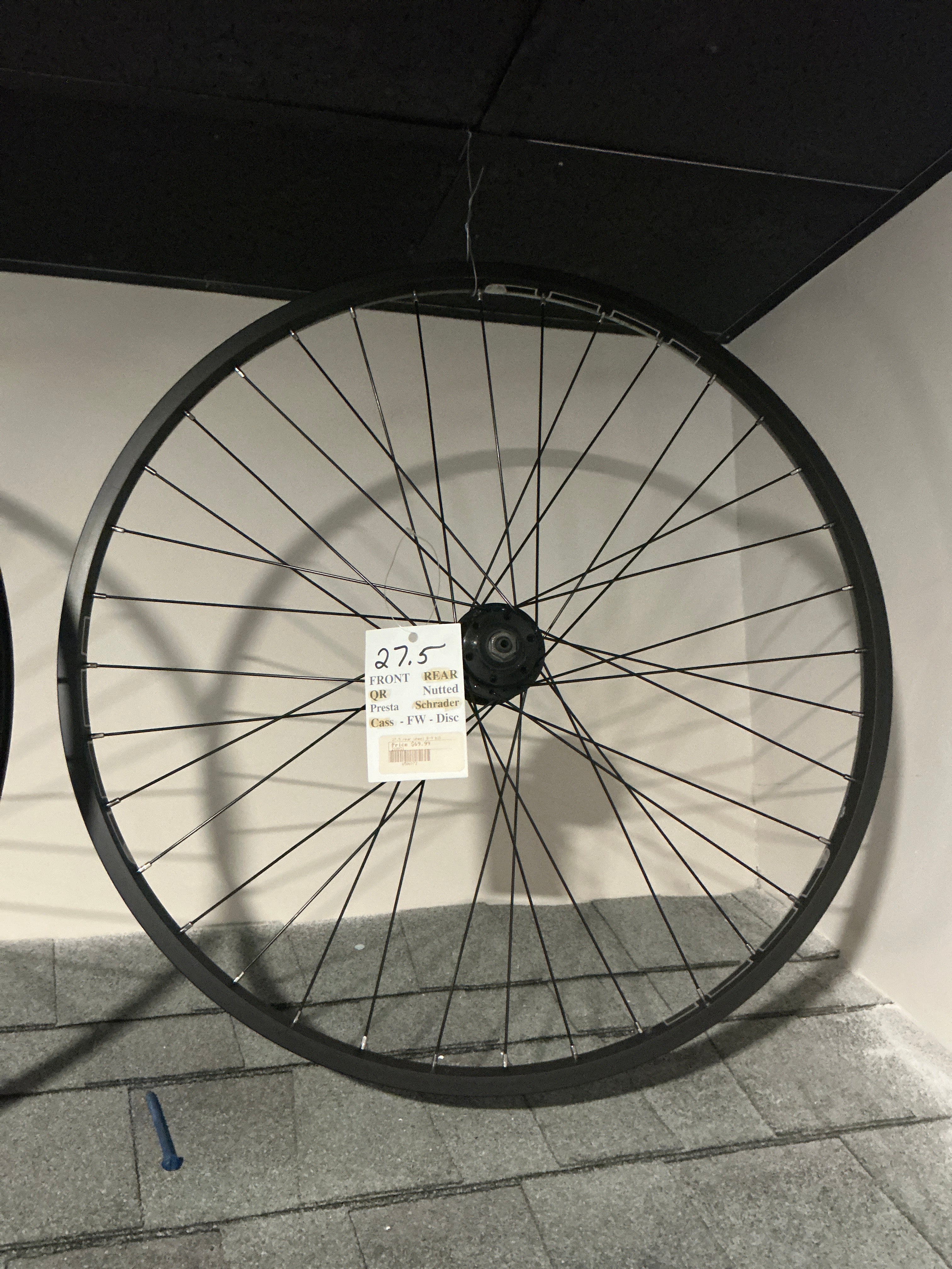 Bontrager 27.5 Rear Cassette Schrader Disc-Brake Rim