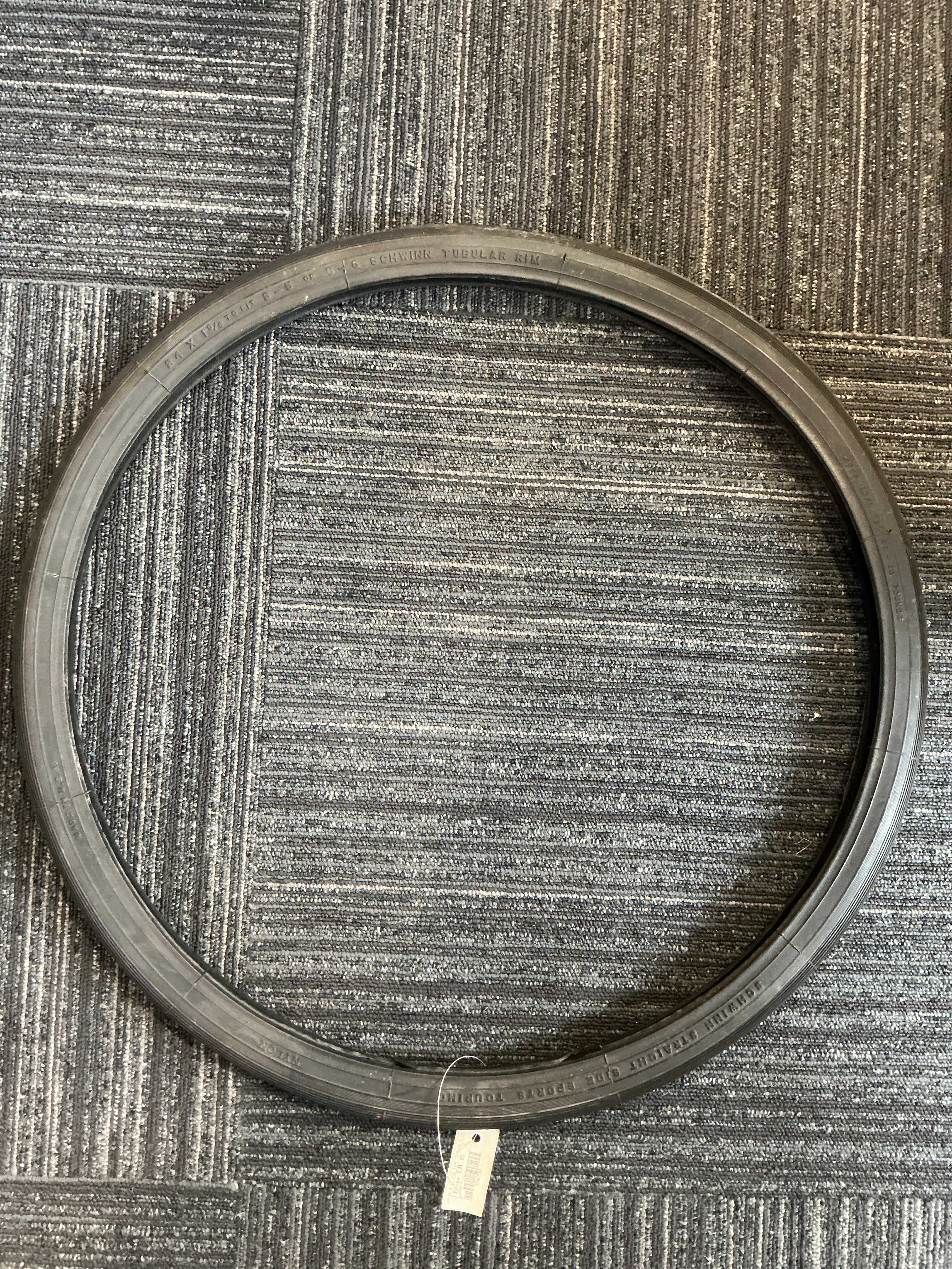 SCHWINN TUBULAR TIRE 24X 1 3/8