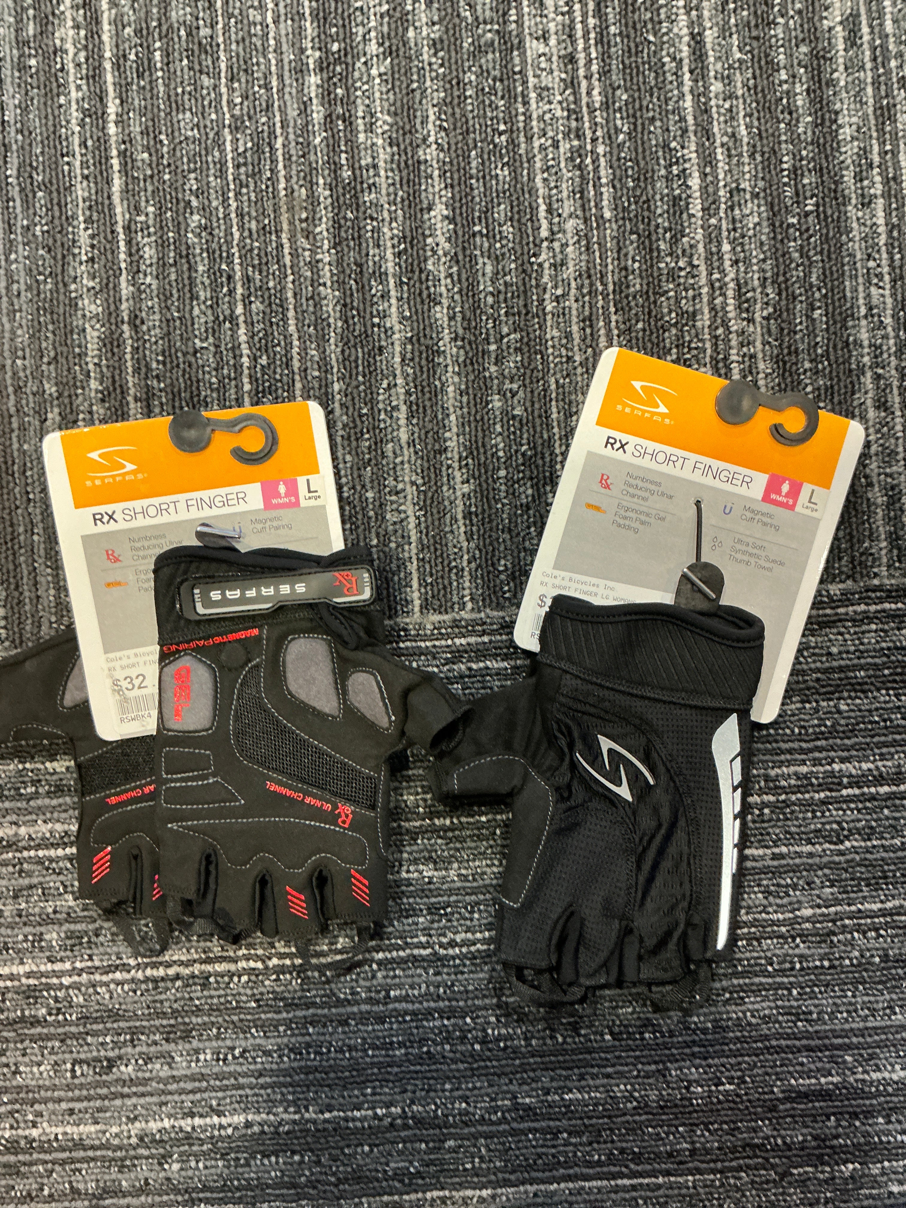 SERFAS RX WMS SHORT FINGER BLACK GLOVES