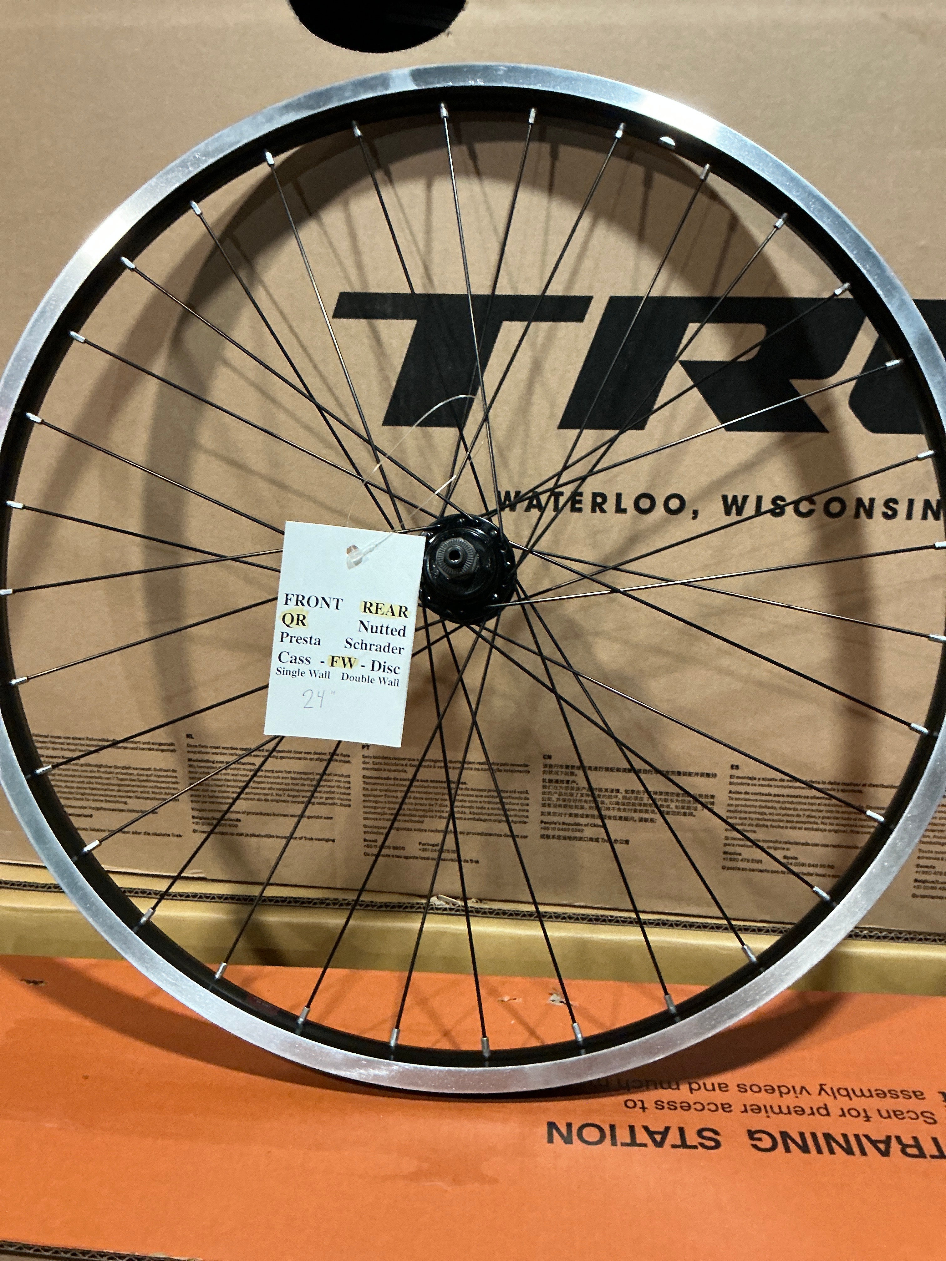 TREK 24” REAR