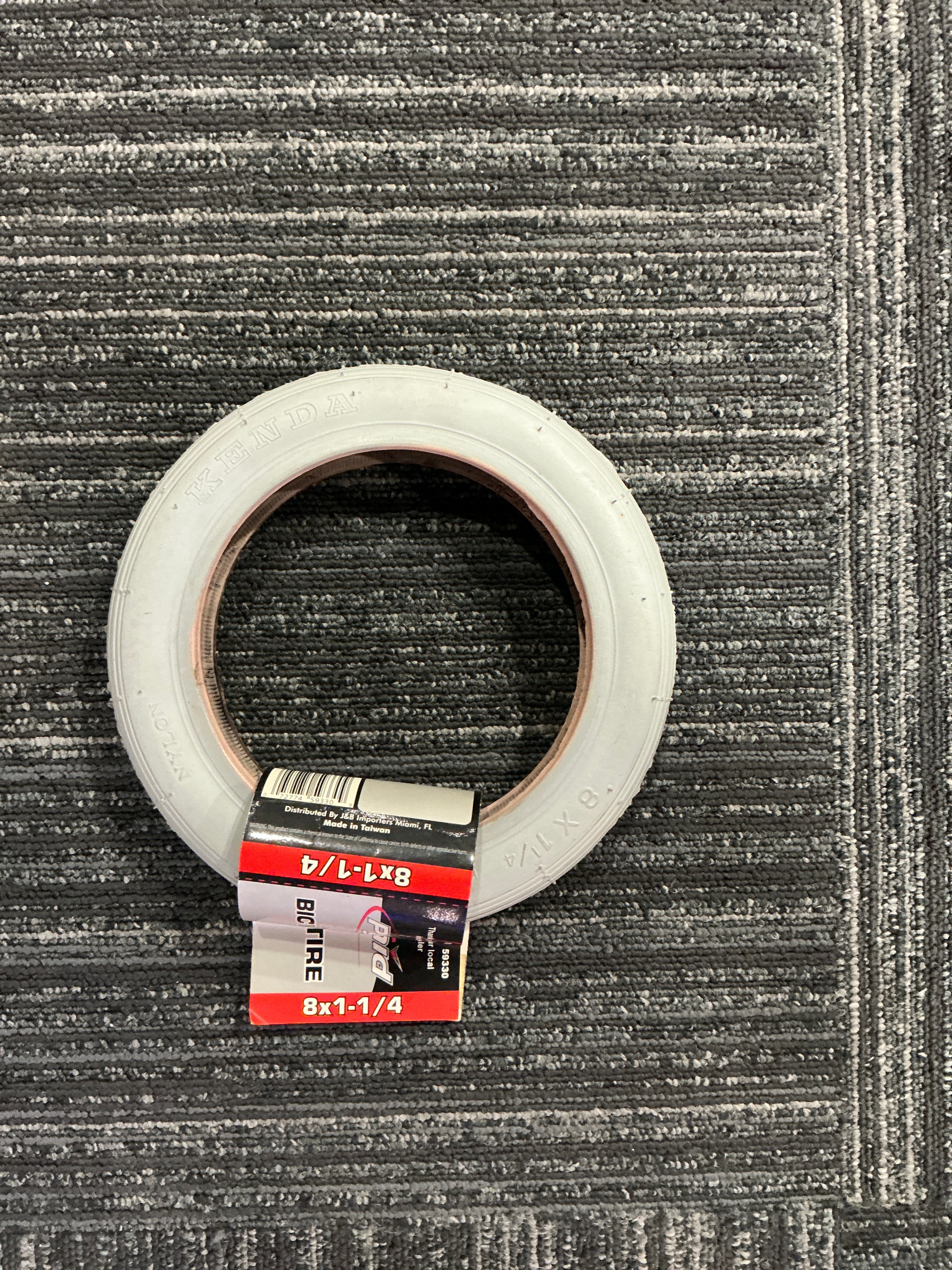 PYRAMID BIKE TIRE 8x1-1/4 GREY