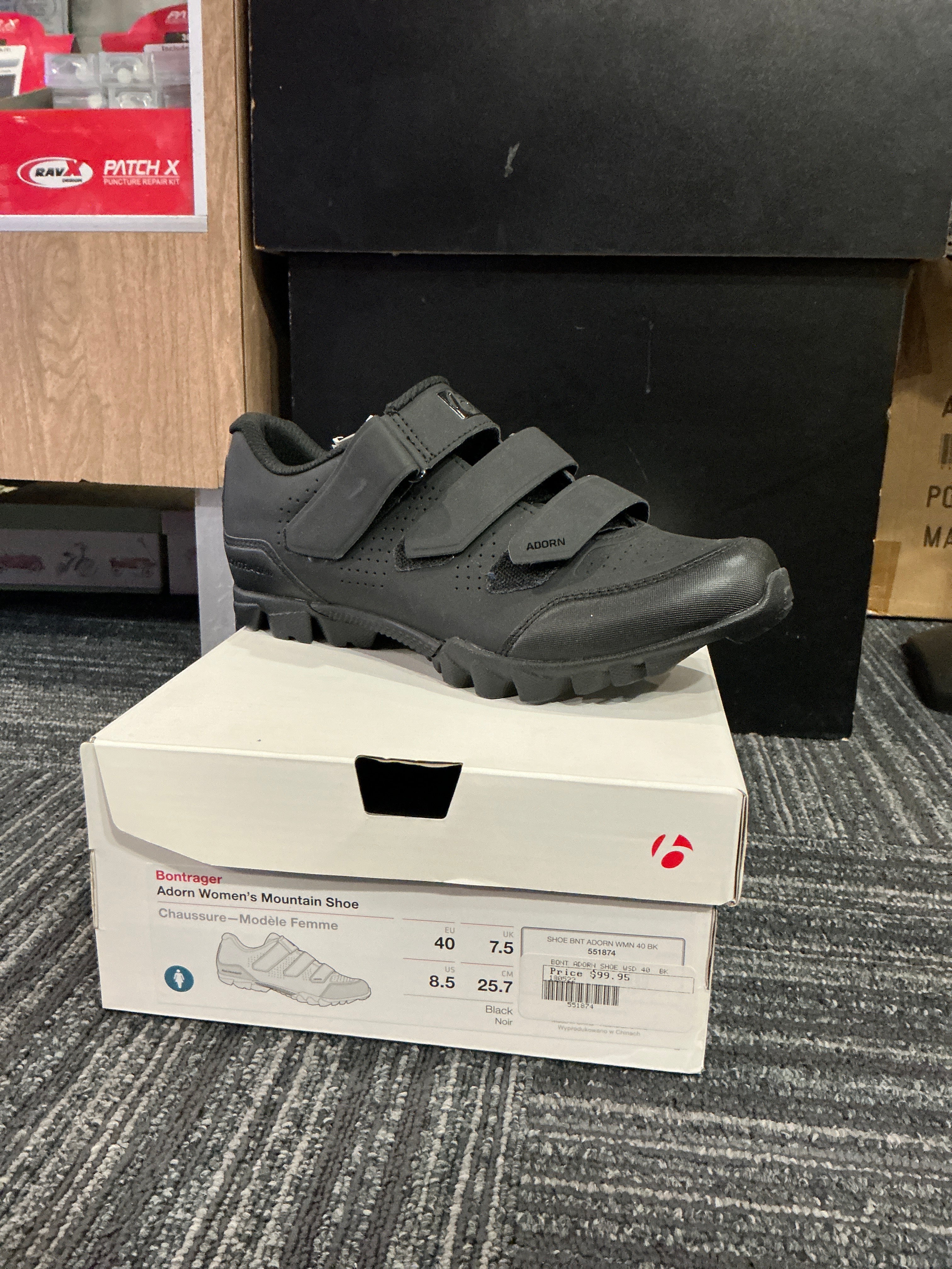 ADORN WOMENS MOUNTAIN SHOE