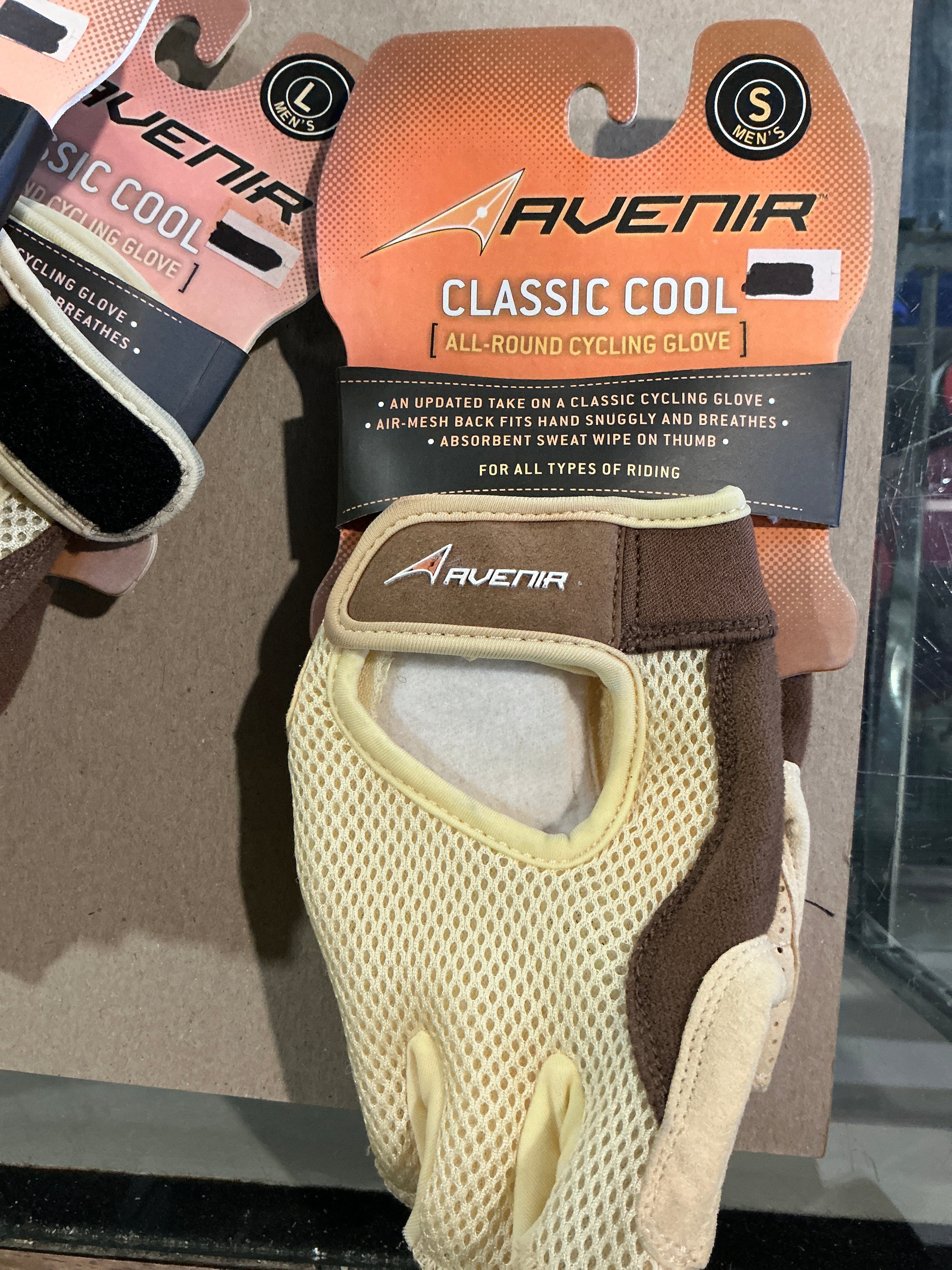 Avenir Gloves