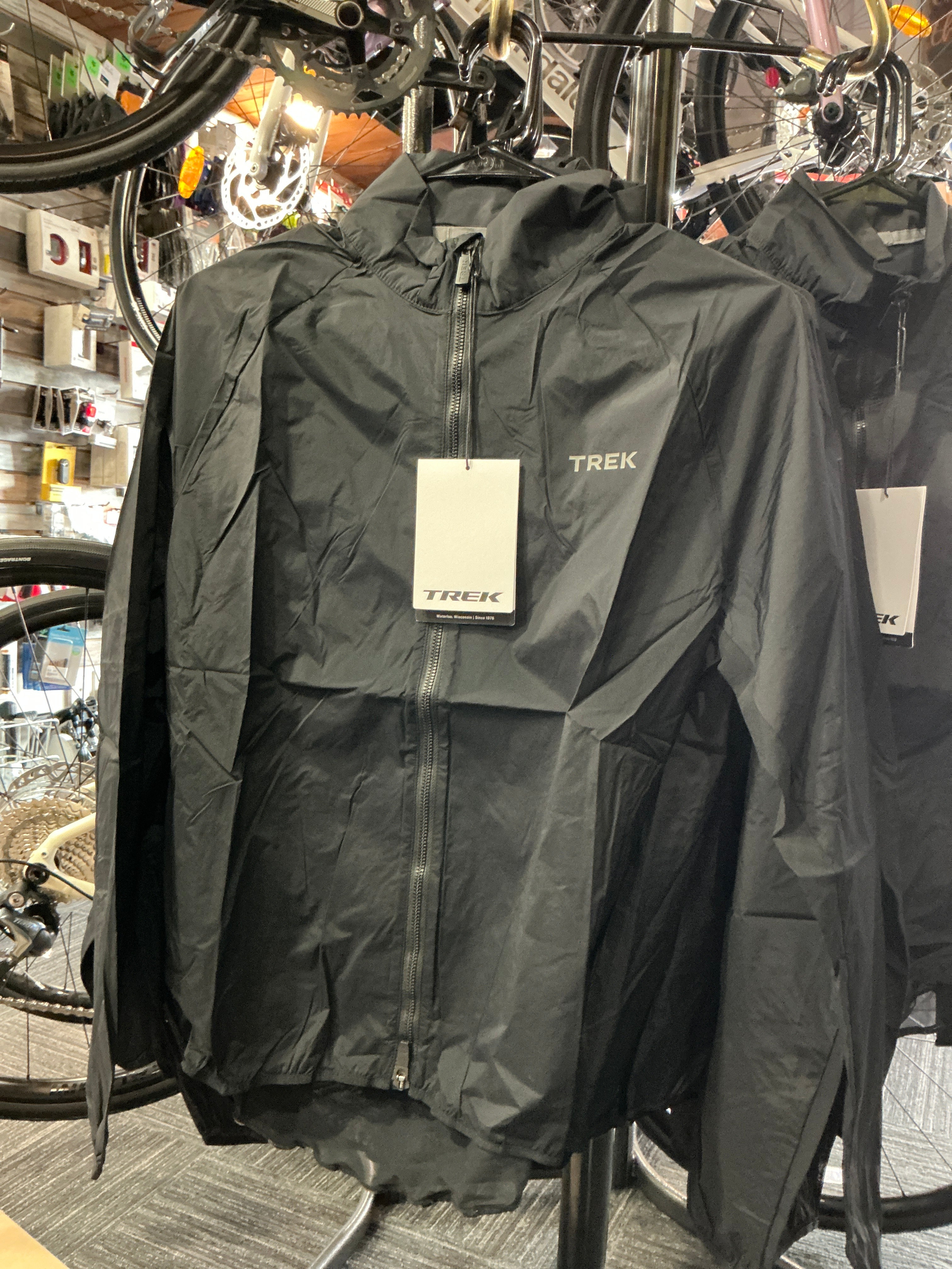 CIRCUIT WINDSHELL JACKET Women’s Black
