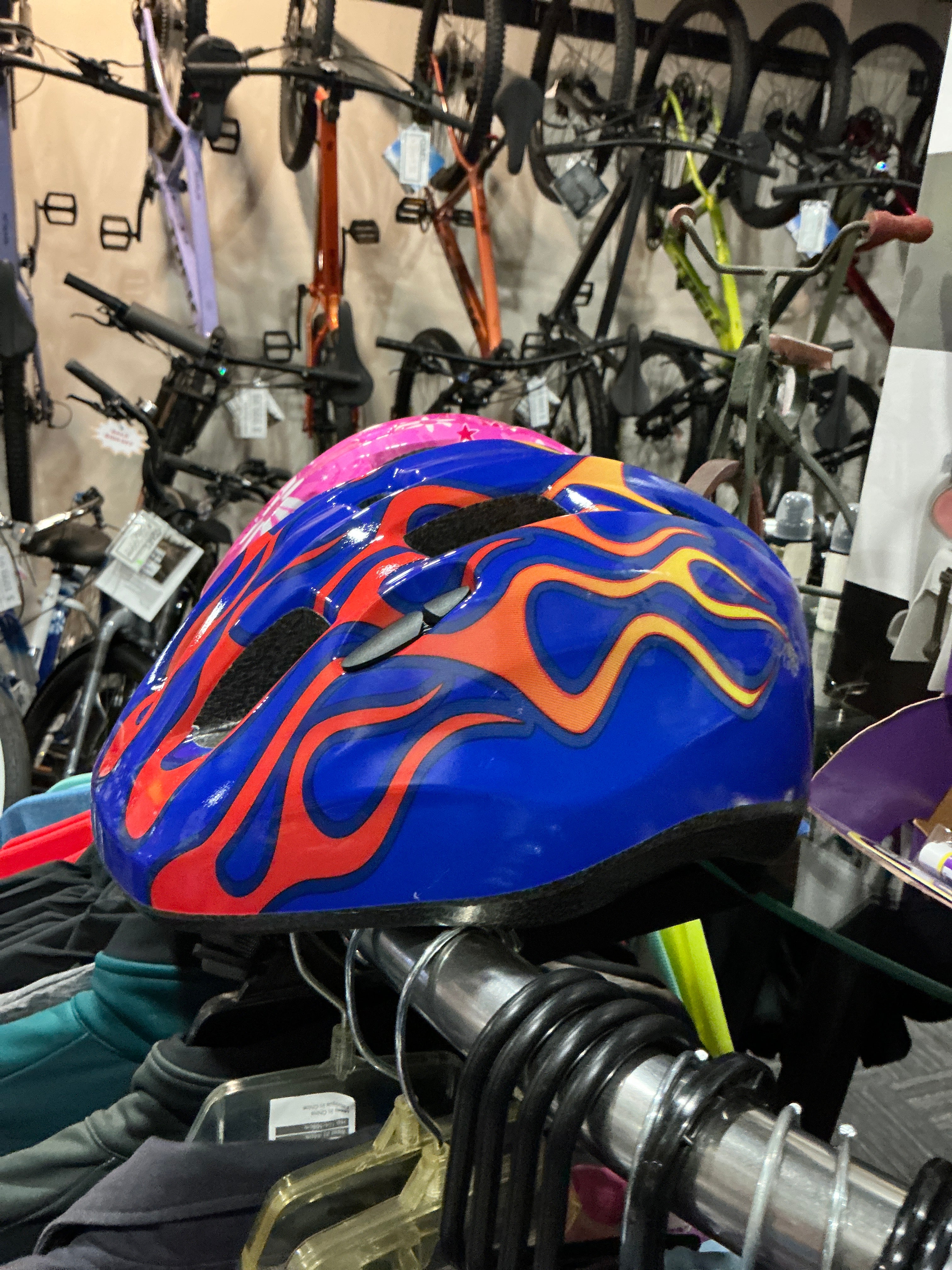 KIDS SALE HELMETS