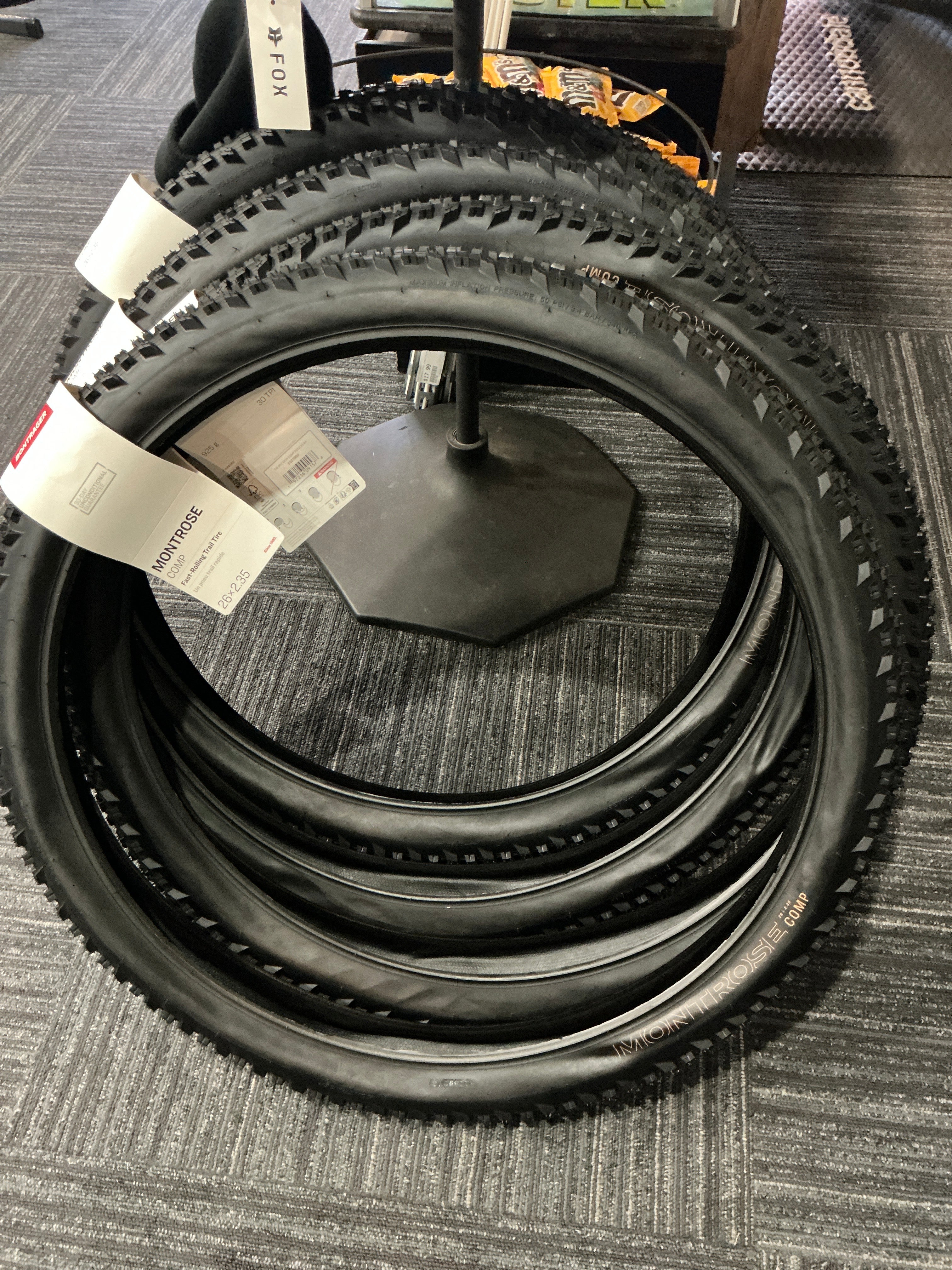 Bontrager montrose tires 26x2.35