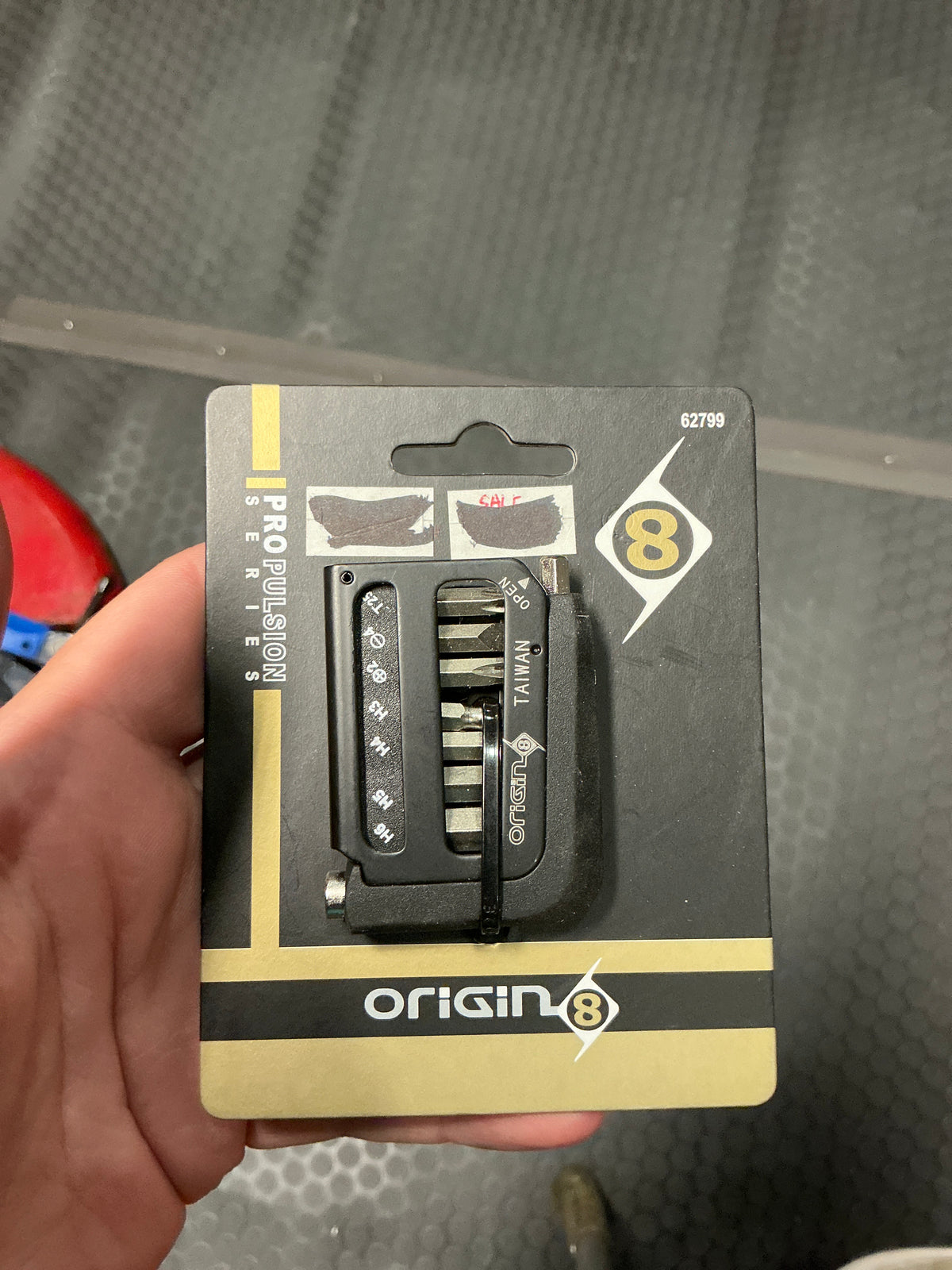 Origin8 7 in 1 Multitool