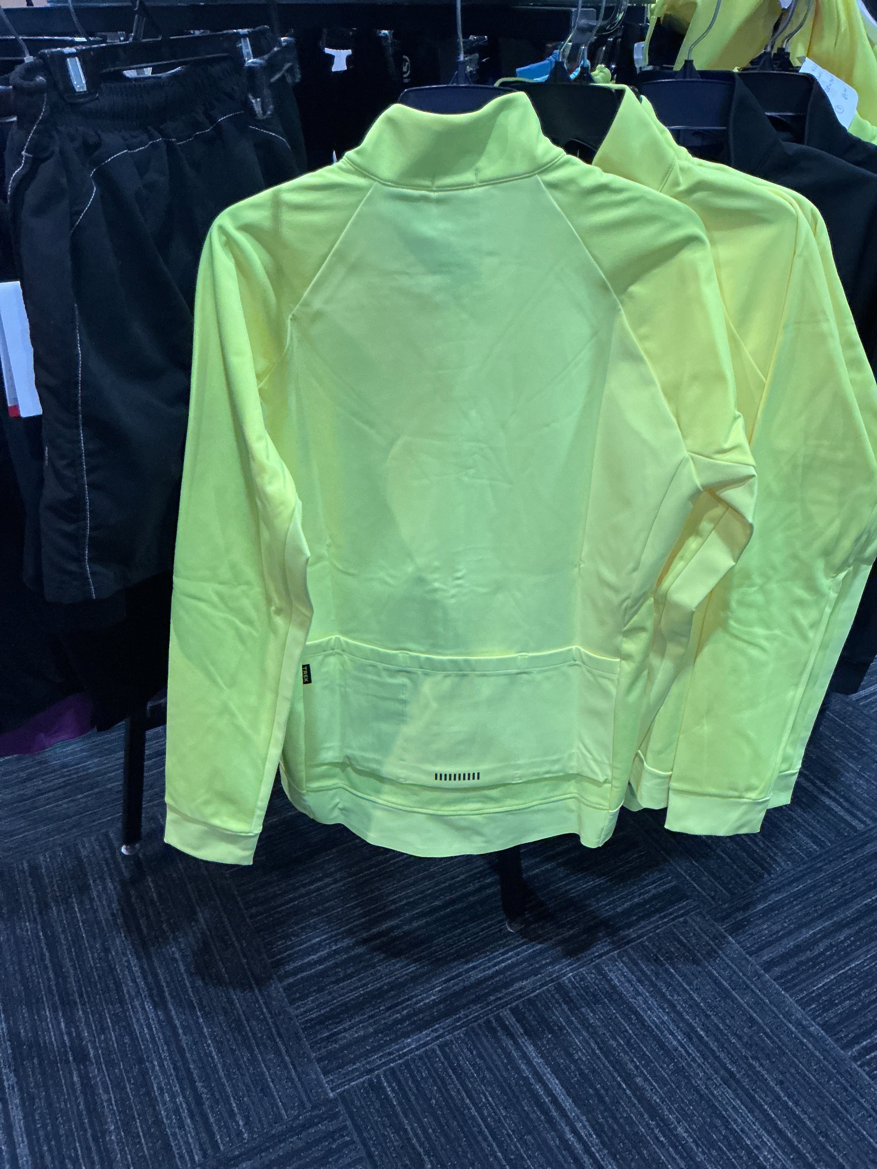 TREK MENS HOMMES LARGE SIZE