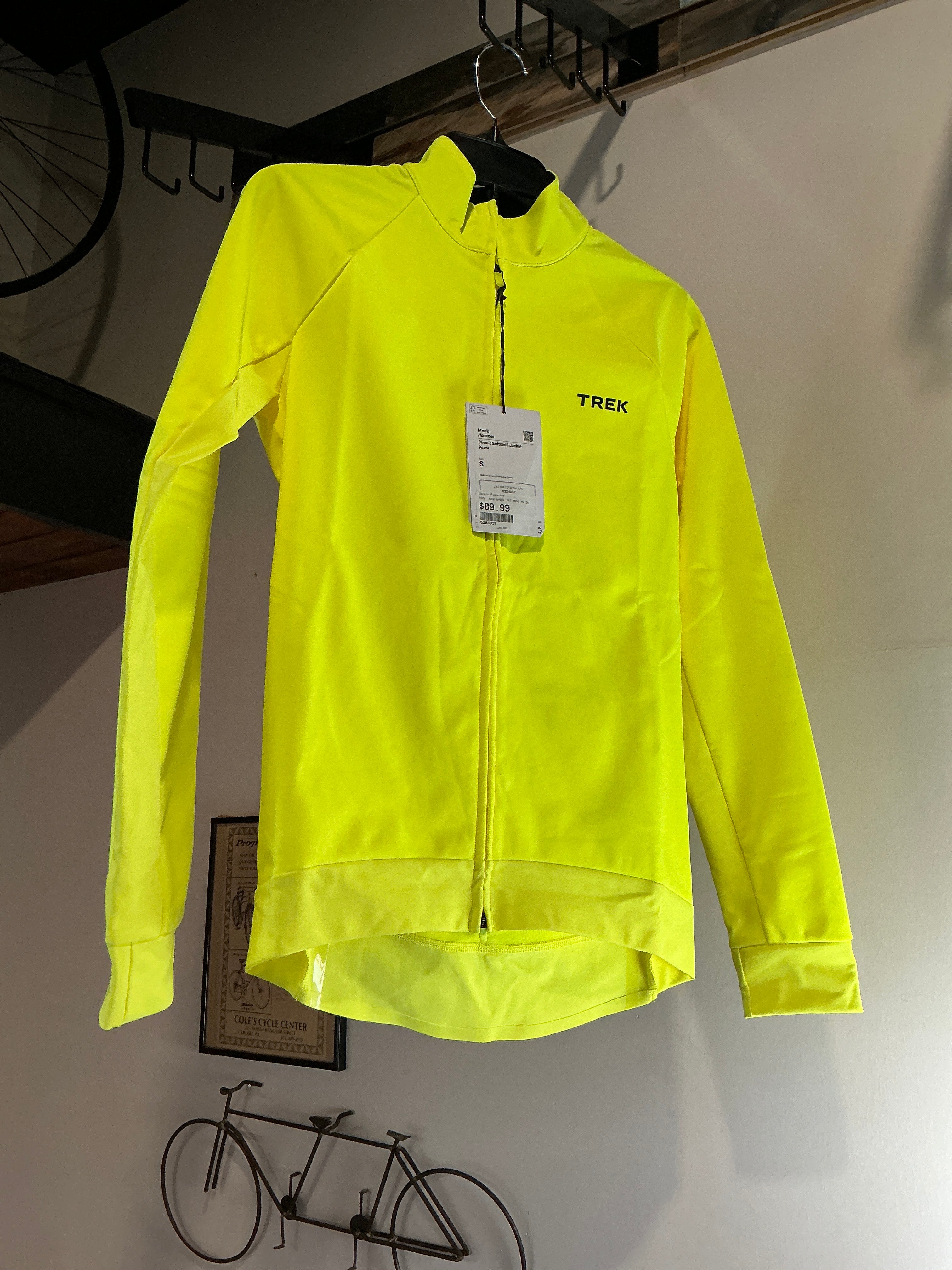 TREK CIR SFSHL MENS YELLOW JACKET