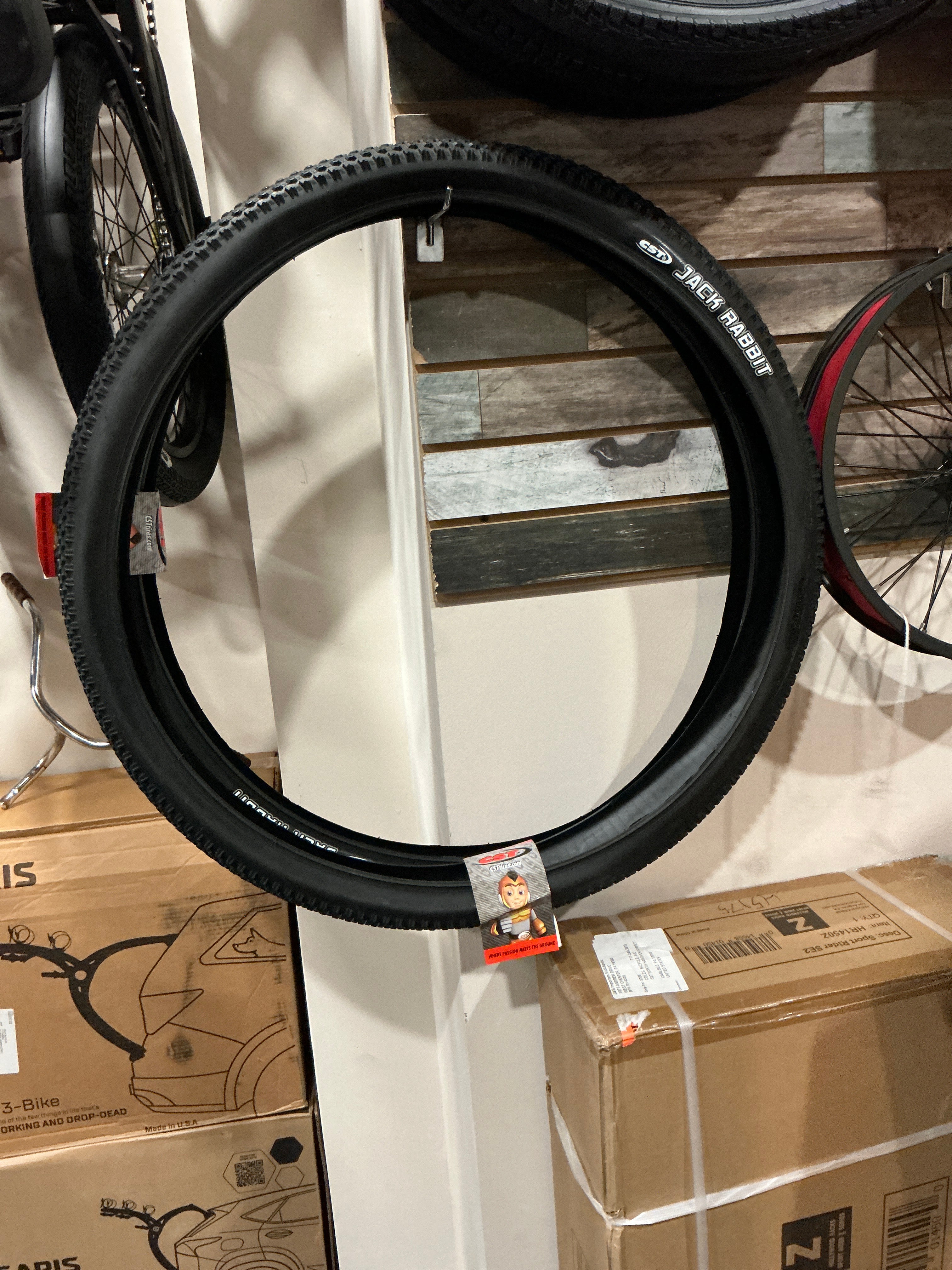 CST JACK RABIT TIRE 29x2.1 tire