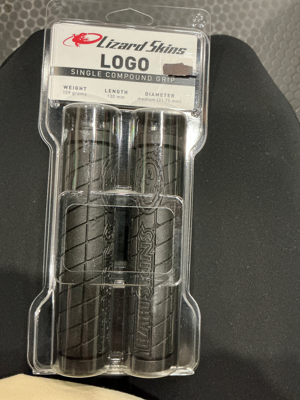 LIZARD SKIN  GRIPS