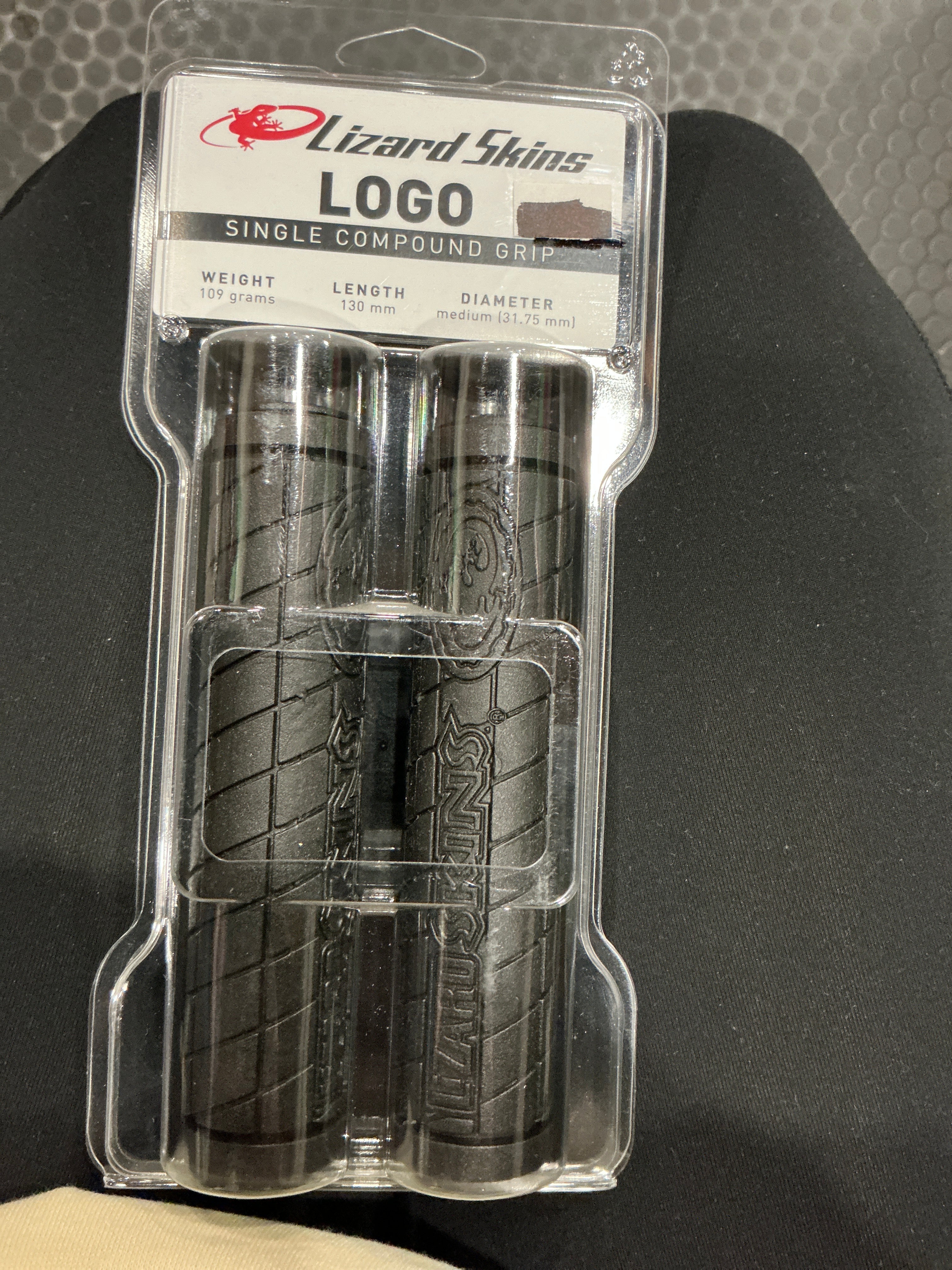 LIZARD SKIN  GRIPS