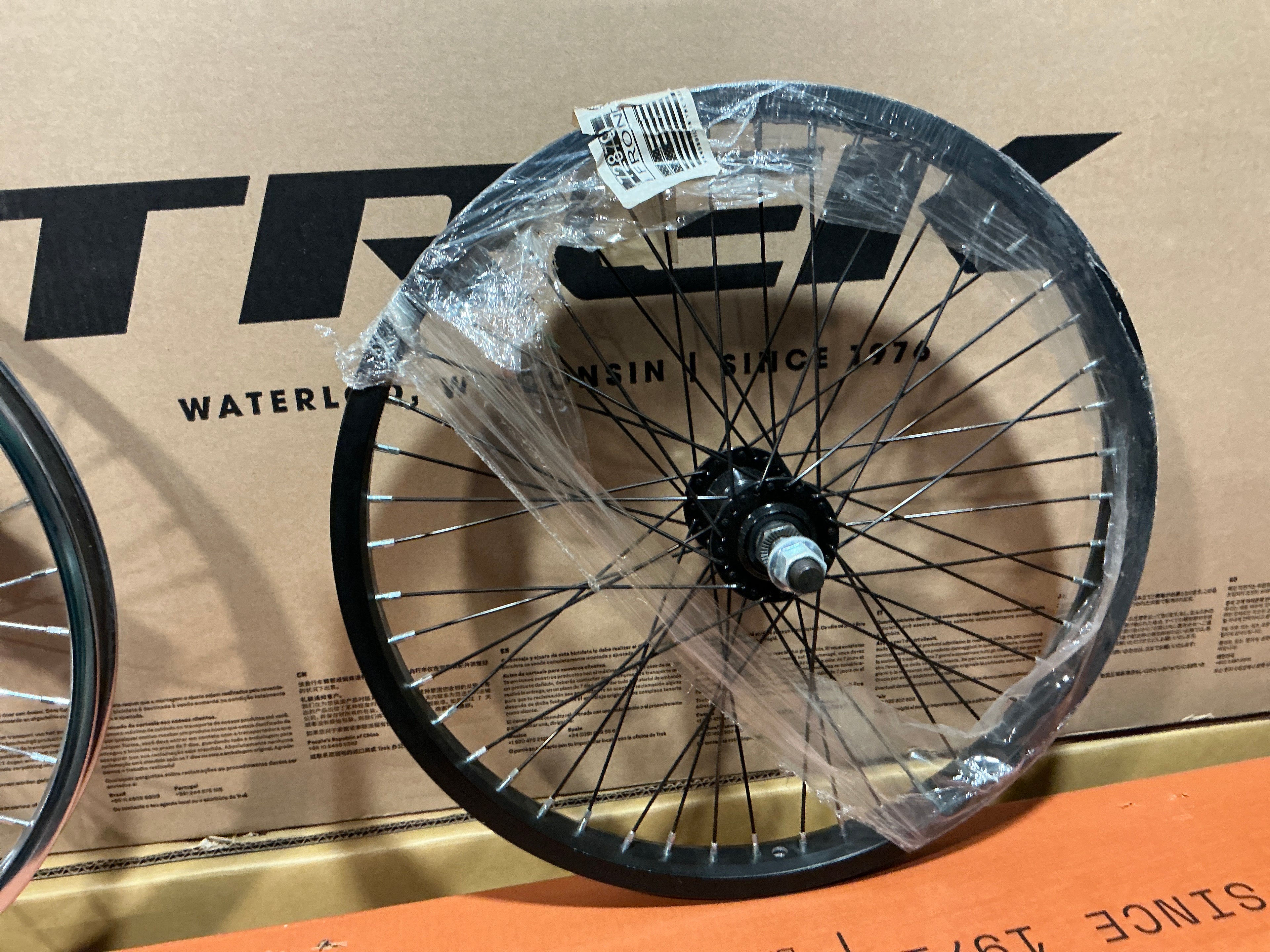 WHEELMASTER 20” BLACK FRONT RIM