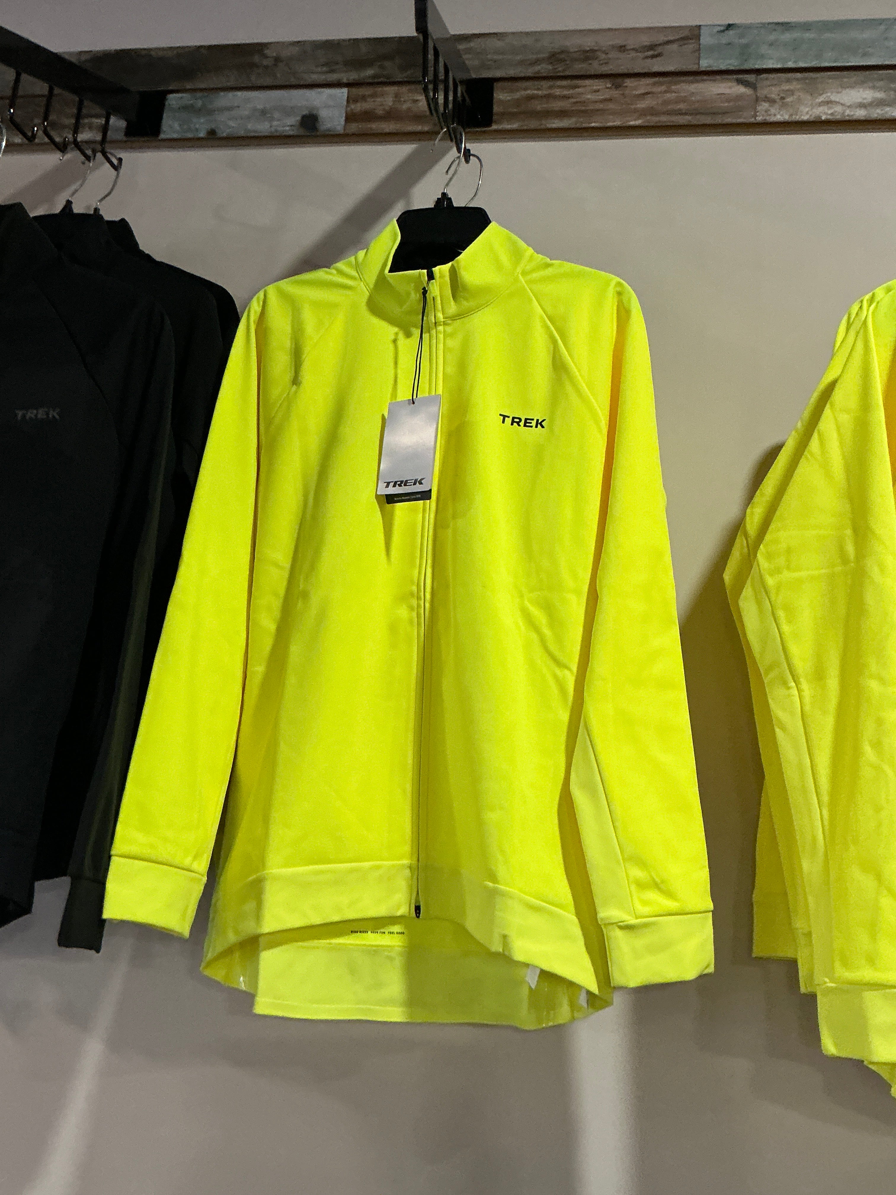 TREK MENS HOMMES SIZE XL
