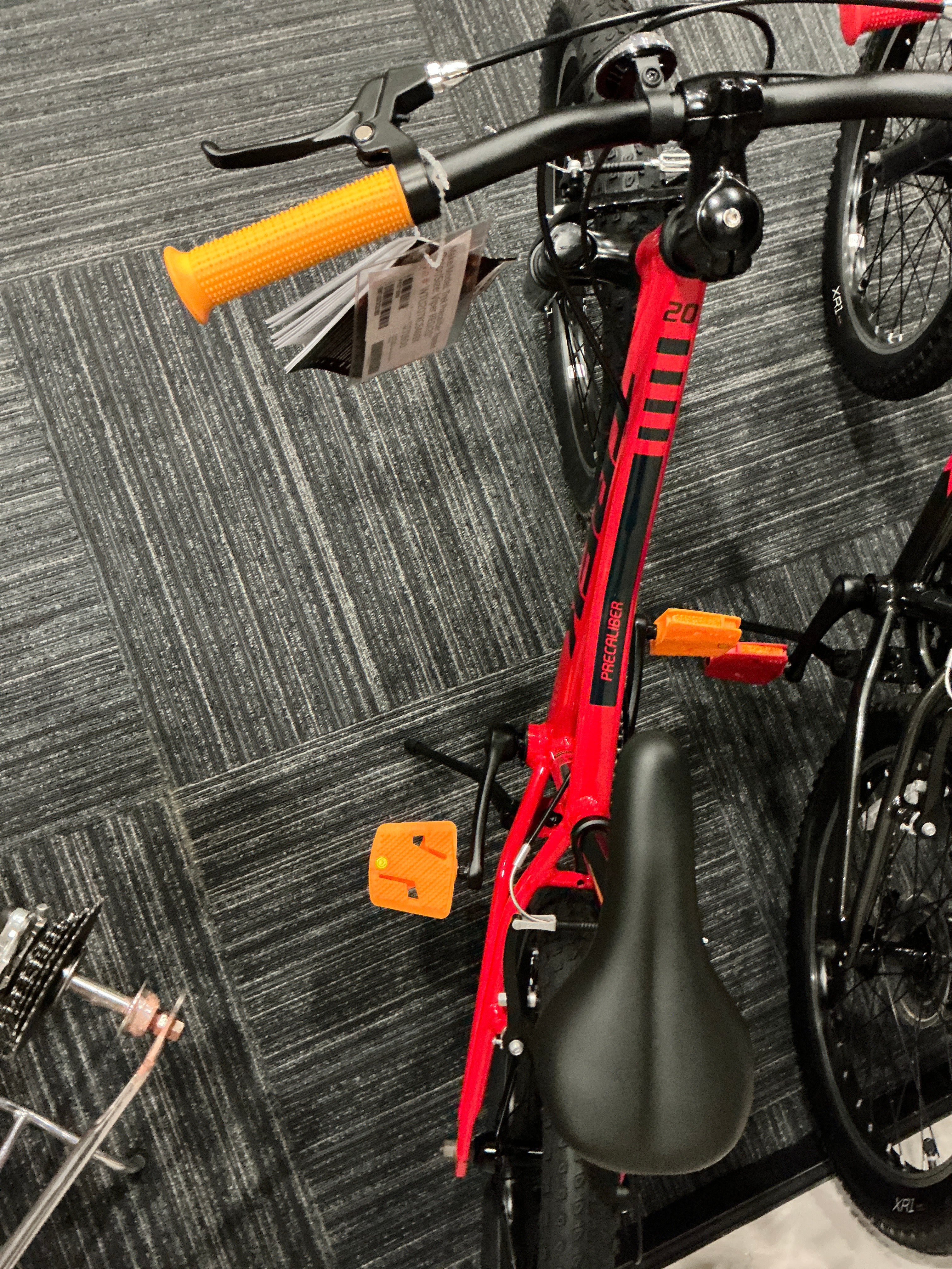 TREK PRECALIBER 7 SPD VIPER RED