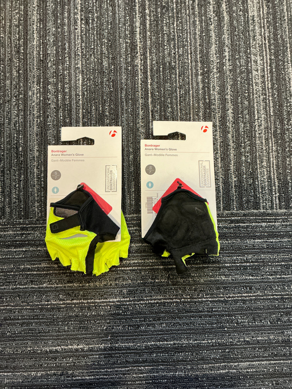 ANARA WOMENS SMALL CYCLING GLOVES