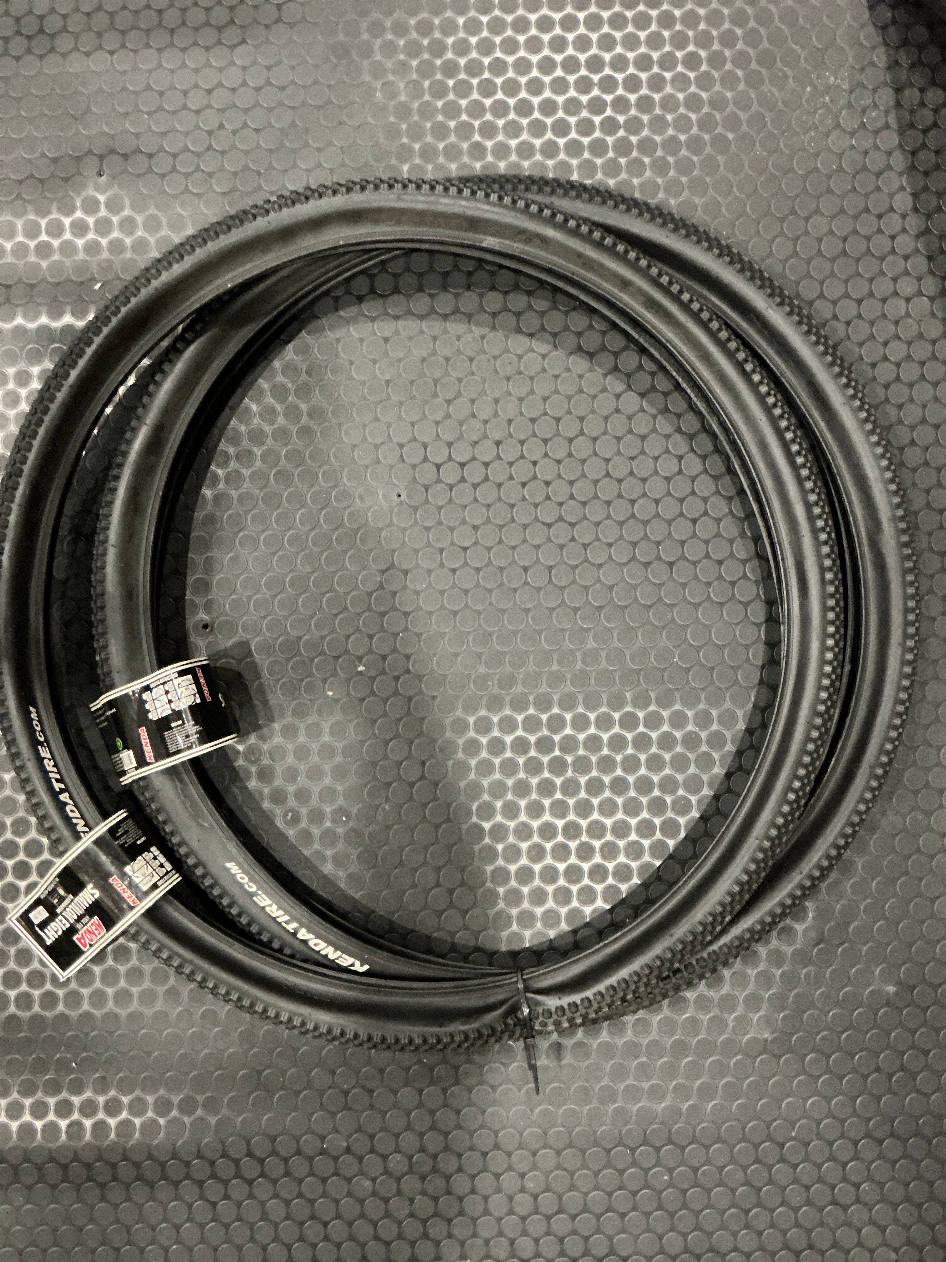 KENDA Tires