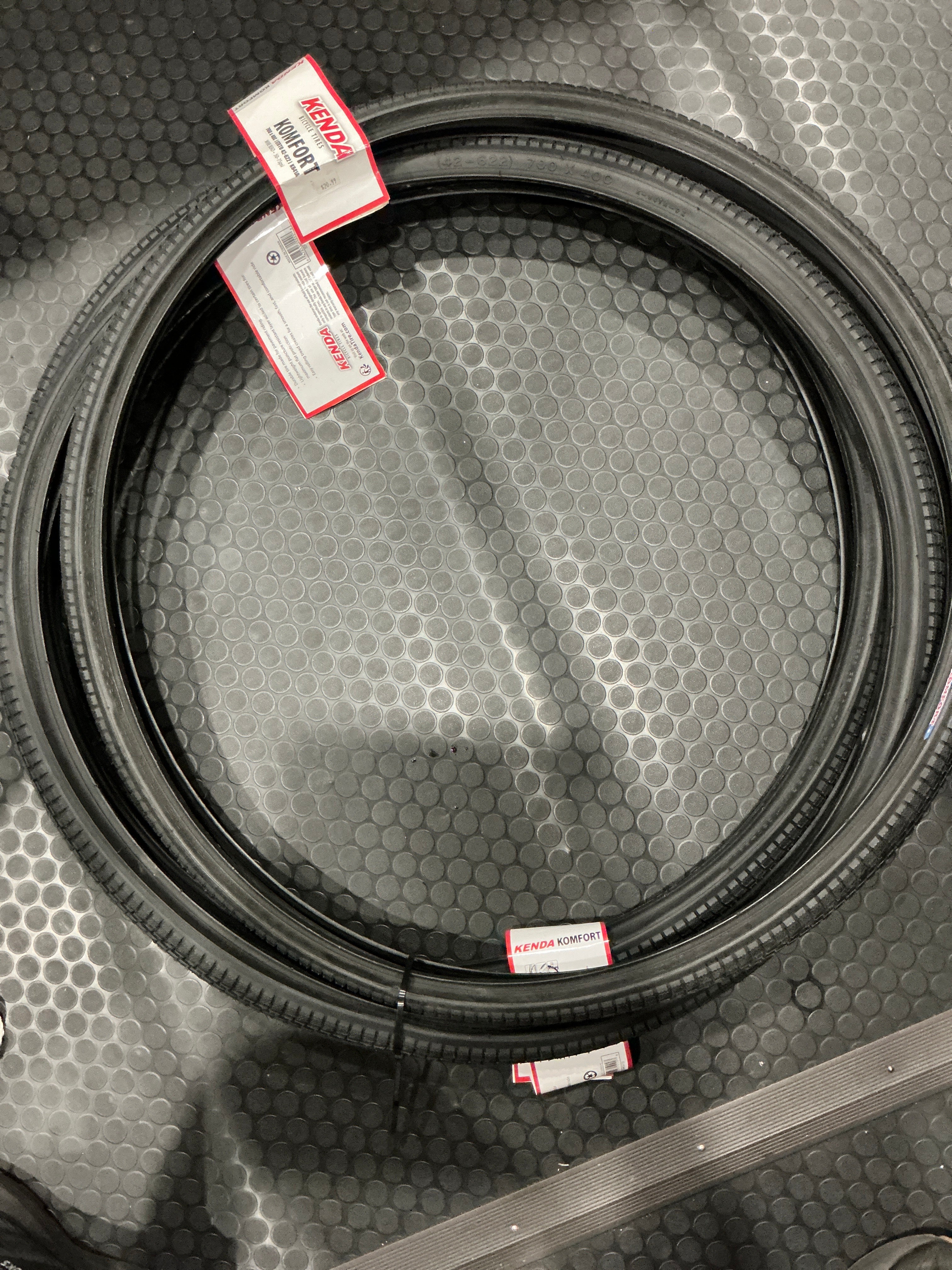 KENDA Tires